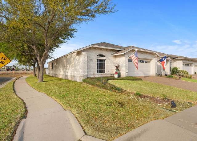 Property at 5817 Commonwealth Dr, Corpus Christi, TX 78414, 2 beds, 2 baths