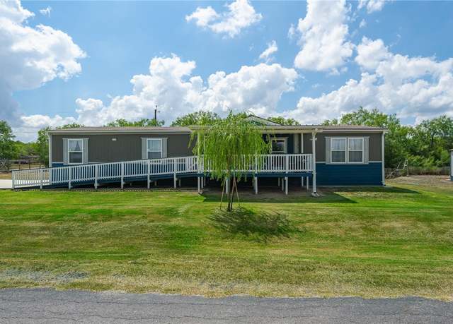 Property at 130 Hawkins Dr, Mathis, TX 78368, 4 beds, 2 baths