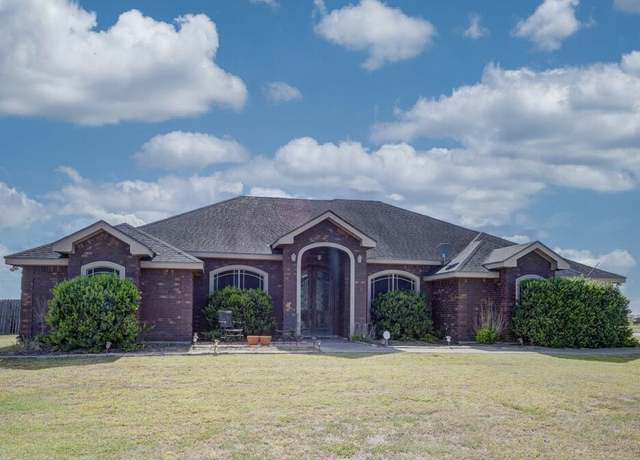 Property at 4465 S Oak Cir, Robstown, TX 78380, 4 beds, 3 baths