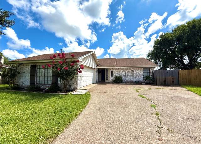 Property at 3325 Hampton St, Corpus Christi, TX 78414, 3 beds, 2 baths