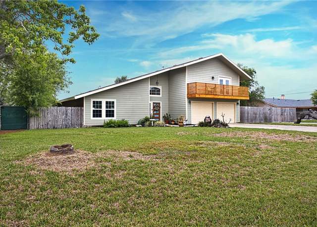Property at 6995 Lovers Ln, Corpus Christi, TX 78412, 4 beds, 3.5 baths