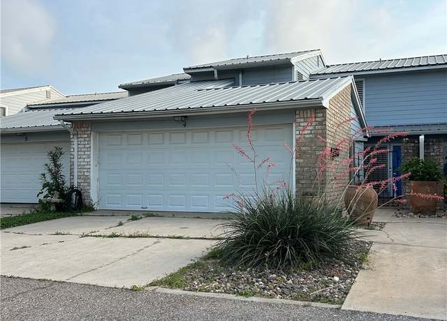 Property at 840 Cliff Dr #4, Portland, TX 78374, 3 beds, 2.5 baths