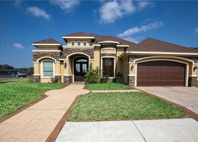 Property at 1802 The Park Dr, Kingsville, TX 78363, 4 beds, 3 baths