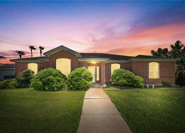 Property at 7205 Pharaoh Dr, Corpus Christi, TX 78412, 3 beds, 3 baths