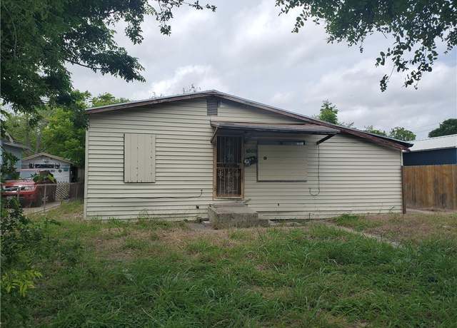 Property at 4909 Brandesky Dr, Corpus Christi, TX 78415, 4 beds, 2 baths