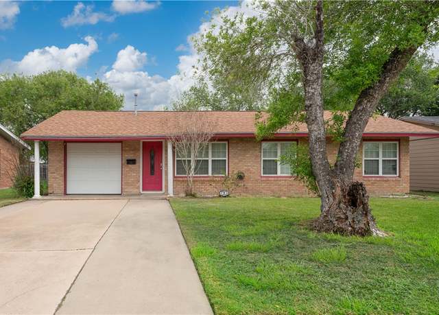 Property at 204 Carol Ave, Kingsville, TX 78363, 3 beds, 1.5 baths