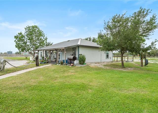 Property at 2222 Johnson, Aransas Pass, TX 78336, 3 beds, 2 baths