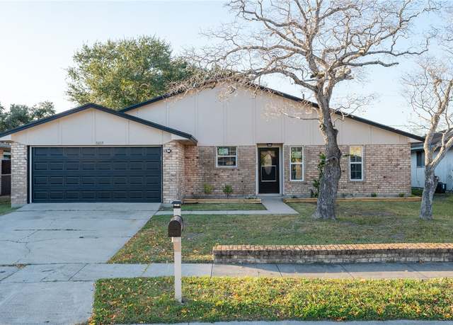 Property at 5217 Bonham St, Corpus Christi, TX 78415, 3 beds, 2 baths