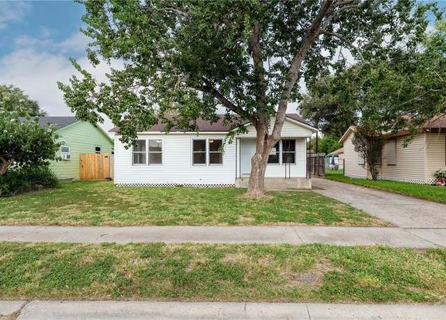 Property at 4429 Moravian Dr, Corpus Christi, TX 78411, 3 beds, 1 bath