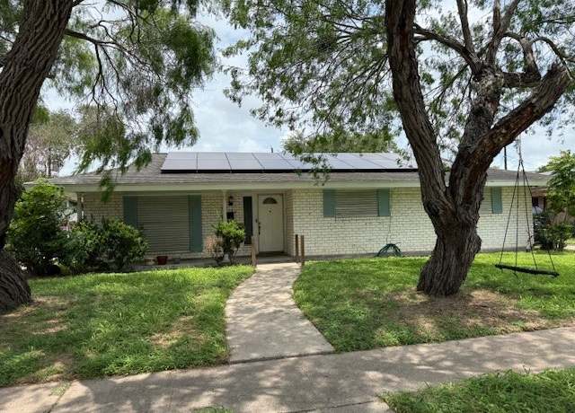 Property at 4126 Monaco Dr, Corpus Christi, TX 78411, 3 beds, 2 baths