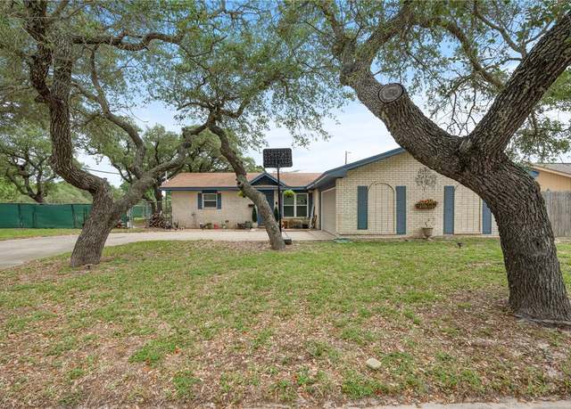 Property at 1307 W Palm Dr, Aransas Pass, TX 78336, 3 beds, 2 baths