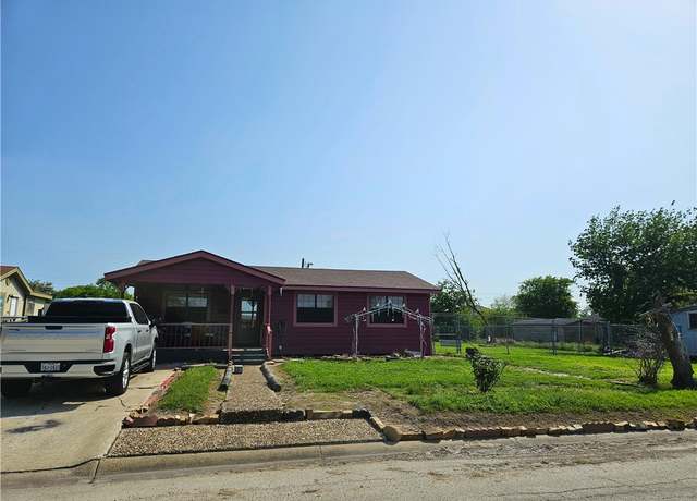 Property at 612 E Avenue E E, Robstown, TX 78380, 3 beds, 1 bath
