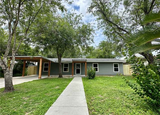 Property at 1203 E Hutchinson St, Beeville, TX 78102, 4 beds, 2 baths