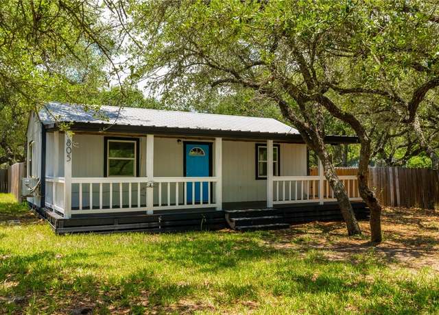 Property at 805 Rowe St, Rockport, TX 78382, 1 bed, 1 bath