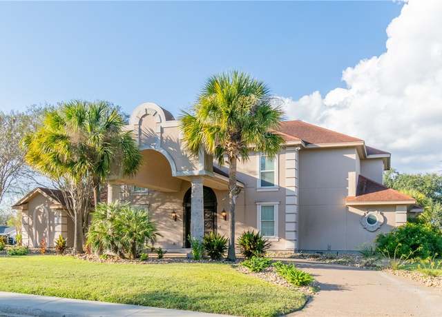 Property at 1921 Caroline Ave, Alice, TX 78332, 6 beds, 5.5 baths