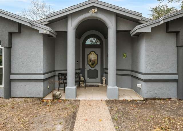 Property at 105 Wendi Ln, Aransas Pass, TX 78336, 3 beds, 2 baths