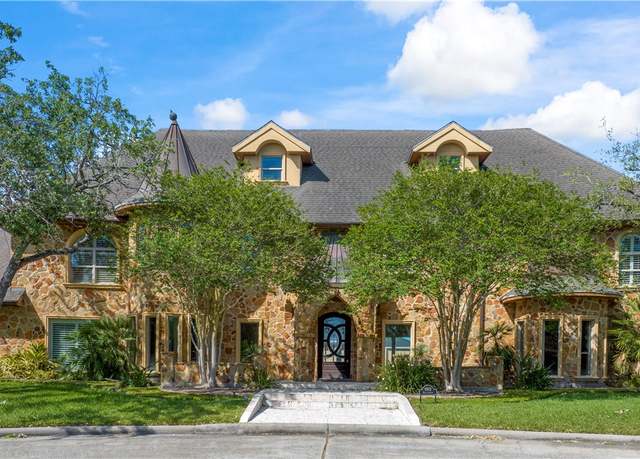 Property at 6902 King Arthur, Corpus Christi, TX 78413, 4 beds, 6.5 baths