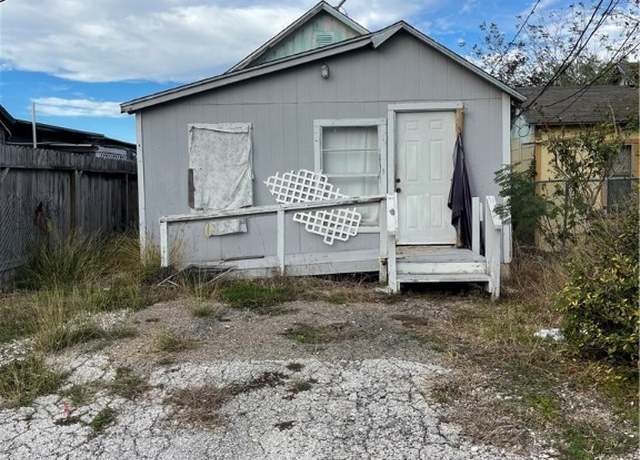 Property at 803 Nebraska St, Robstown, TX 78380, 2 beds, 1 bath