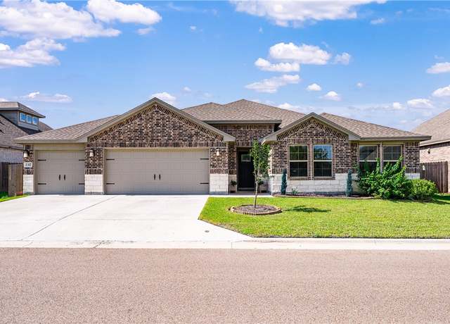 Property at 1317 London Towne Blvd, Corpus Christi, TX 78415, 5 beds, 3 baths