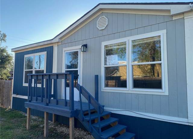 Property at 806 Wood Ave, Woodsboro, TX 78393, 4 beds, 2 baths