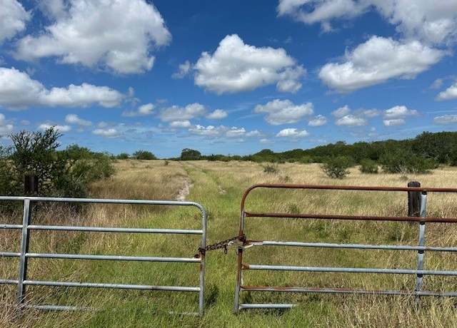 Property at 681 N County Road 1080, Kingsville, TX 78363