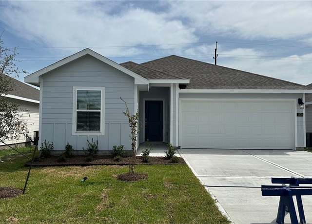 Property at 1909 Osbert Nelly Dr, Corpus Christi, TX 78417, 3 beds, 2 baths