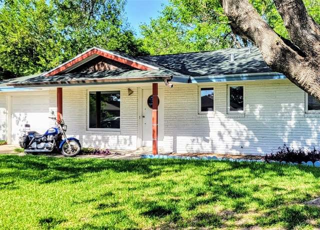 Property at 1226 Euclid Cir, Portland, TX 78374, 3 beds, 1.5 baths