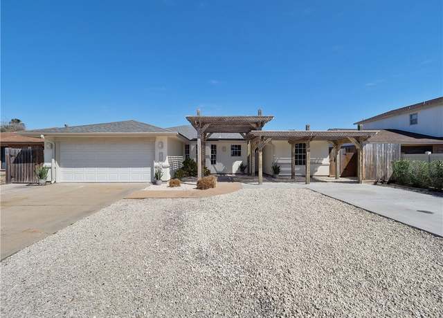 Property at 13818 Halyard Dr, Corpus Christi, TX 78418, 3 beds, 2 baths