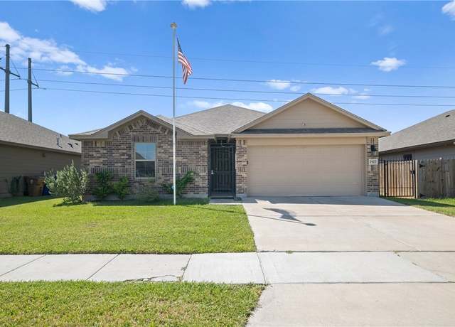 Property at 1917 Kentucky Derby Dr, Corpus Christi, TX 78417, 3 beds, 2 baths