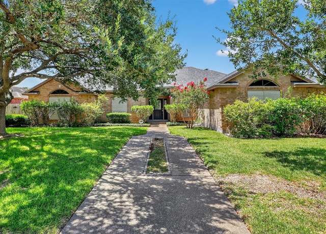 Property at 6153 Lemans Dr, Corpus Christi, TX 78414, 4 beds, 2.5 baths