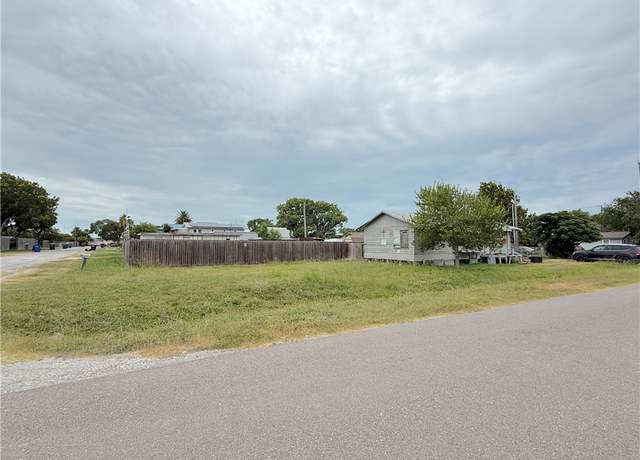 Property at 1237 Oberste St, Corpus Christi, TX 78418, 2 beds, 1 bath