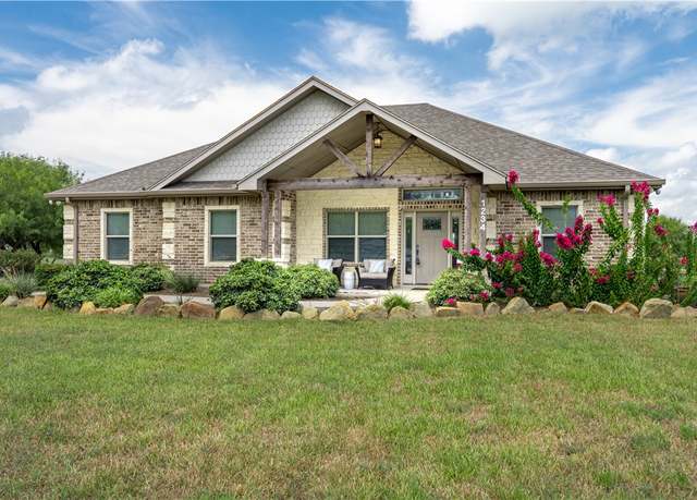 Property at 1234 Redfish Dr, Riviera, TX 78379, 3 beds, 2 baths
