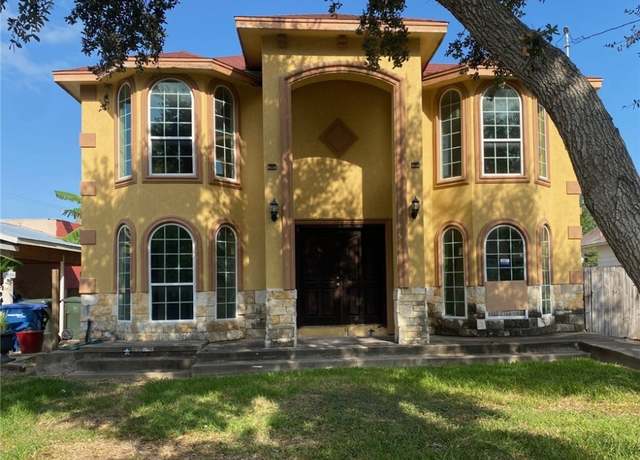 Property at 1310 16th St, Corpus Christi, TX 78404, 3 beds, 2 baths