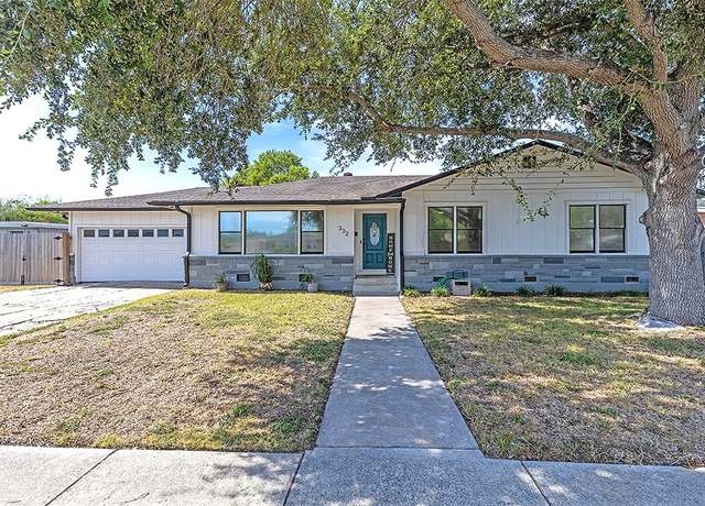 Property at 332 Doddridge St, Corpus Christi, TX 78411, 3 beds, 2 baths