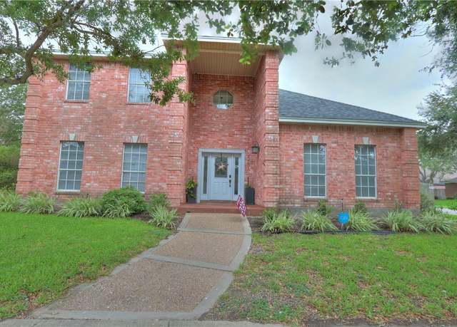Property at 7401 Lake Maggorie Dr, Corpus Christi, TX 78413, 5 beds, 2.5 baths
