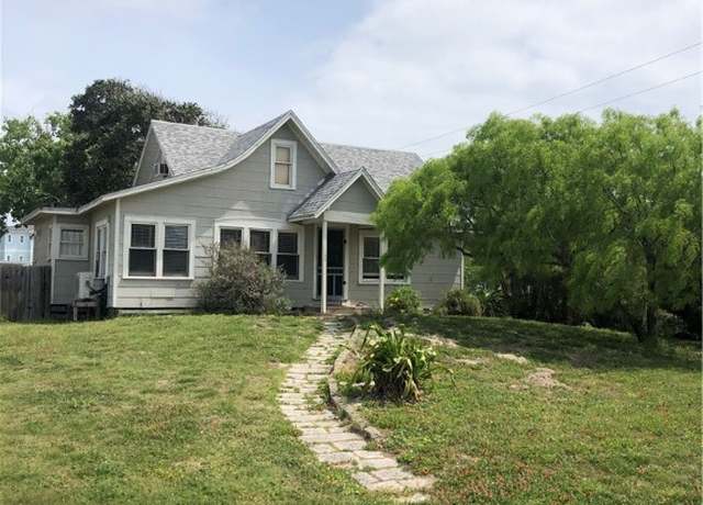 Property at 325 E Oaks Ave, Port Aransas, TX 78373, 3 beds, 1.5 baths