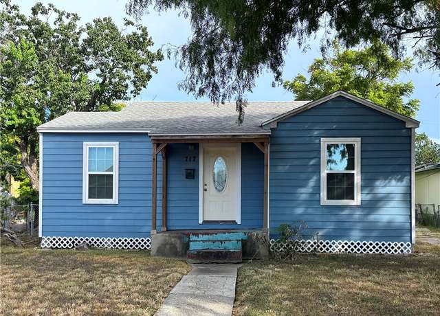 Property at 717 Ohio Ave, Corpus Christi, TX 78404, 3 beds, 2 baths