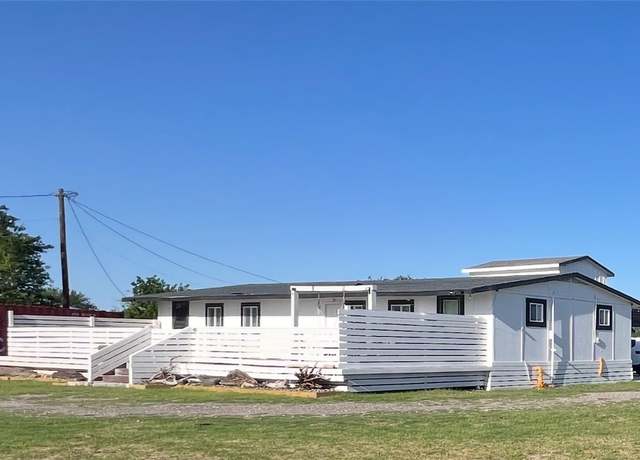 Property at 7092 County Road 4121, Taft, TX 78390, 3 beds, 2 baths