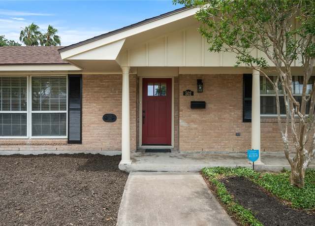 Property at 502 Meadowbrook Dr, Corpus Christi, TX 78412, 3 beds, 2 baths