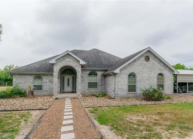 Property at 550 County Road 2111, Alice, TX 78332, 4 beds, 2.5 baths