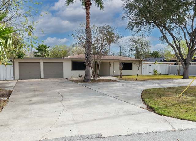 Property at 3510 San Antonio St, Corpus Christi, TX 78411, 3 beds, 2 baths