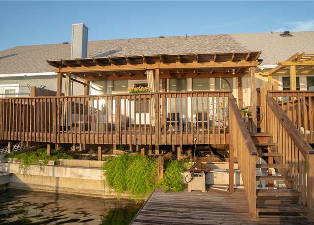 Property at 13902 Mingo Cay Ct, Corpus Christi, TX 78418, 3 beds, 3 baths