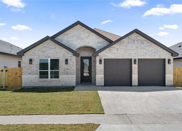 Property at 7913 Leylah Dr, Corpus Christi, TX 78414, 4 beds, 3 baths