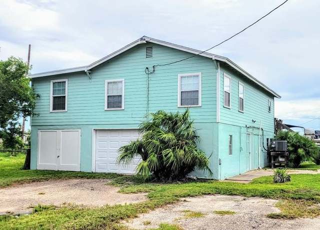 Property at 619 Copano Cove Rd, Rockport, TX 78382, 3 beds, 2 baths