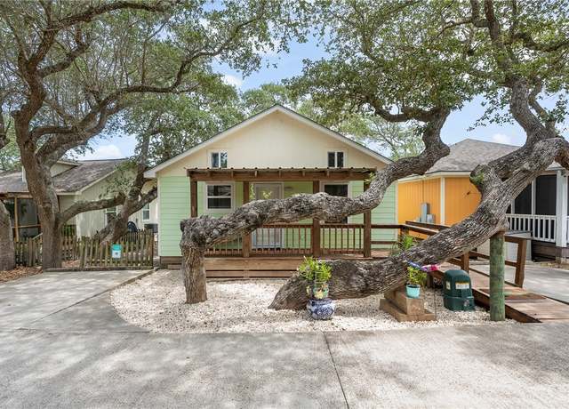 Property at 5481 Highway 35 N #12, Rockport, TX 78382, 2 beds, 2 baths