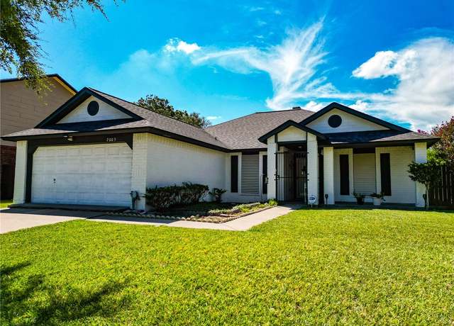 Property at 7005 Glasgow Dr, Corpus Christi, TX 78413, 3 beds, 2 baths