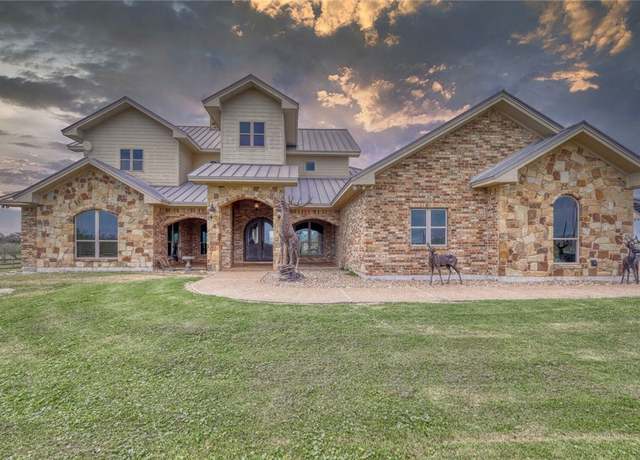Property at 1901 Glenoak Dr, Corpus Christi, TX 78418, 4 beds, 2.5 baths