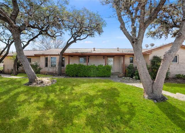 Property at 4521 Fm 1283, Bandera, TX 78063, 3 beds, 2 baths