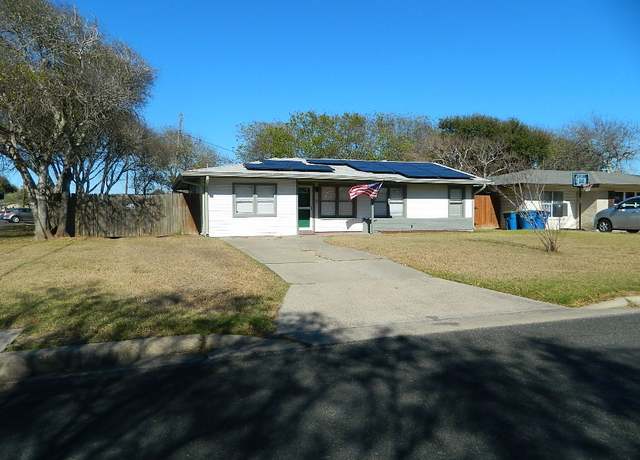 Property at 101 Maple Dr, Portland, TX 78374, 4 beds, 1 bath
