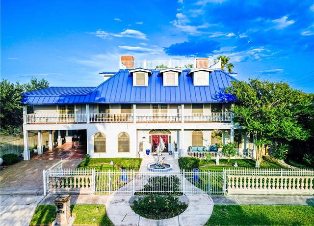 Property at 121 Glenmore St, Corpus Christi, TX 78412, 5 beds, 6 baths